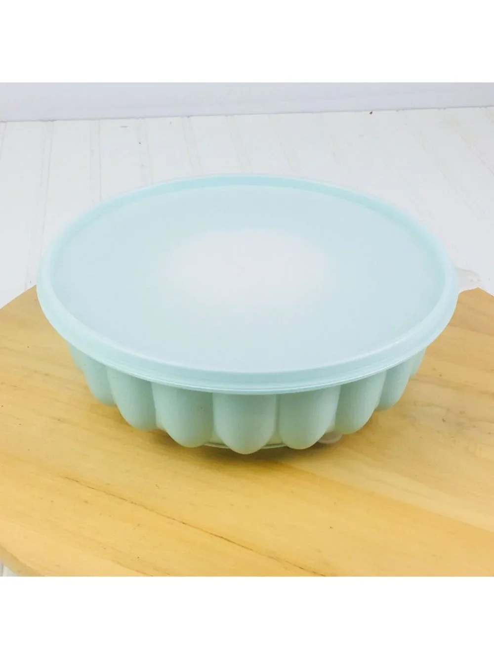 Tupperware Blue Green Jello Salad Mold Ice Ring 3 Piece #1202-5 USA